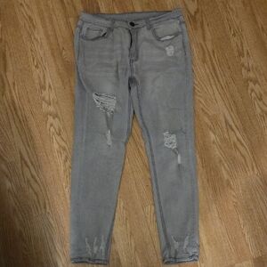 Stylish Gray Distressed Women Jeans